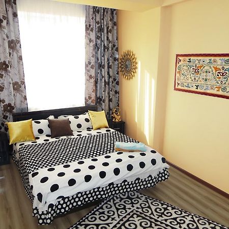 Bishkek Maximus Apartament 2 Extérieur photo