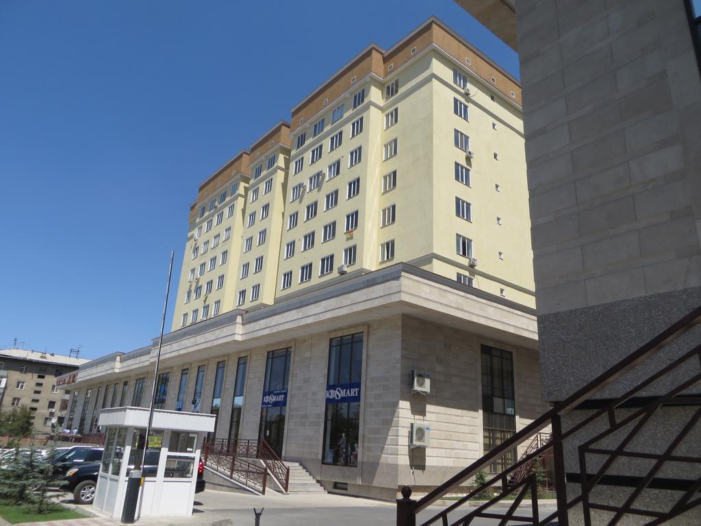 Bishkek Maximus Apartament 2 Extérieur photo