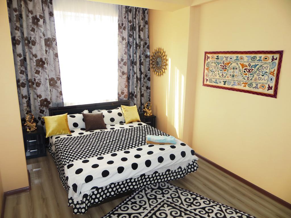 Bishkek Maximus Apartament 2 Extérieur photo